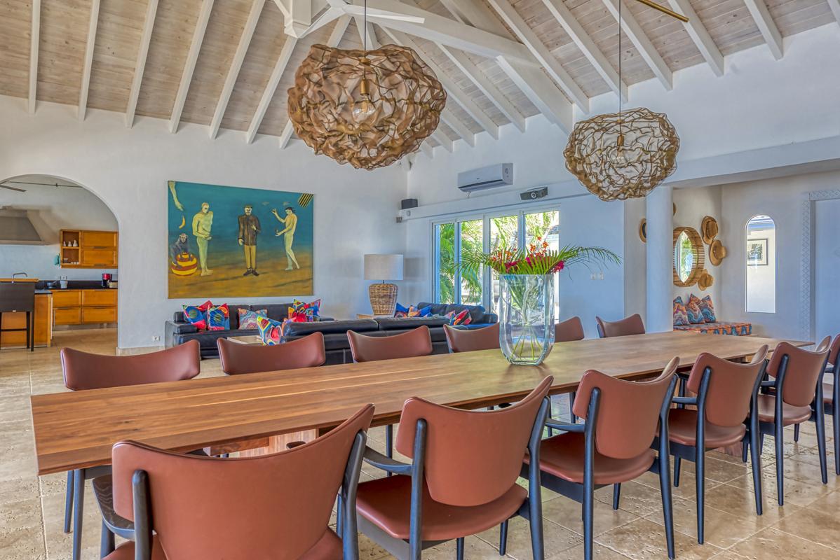 17-PetitePlage5-DiningArea_A louer villa Grand Case Saint Martin